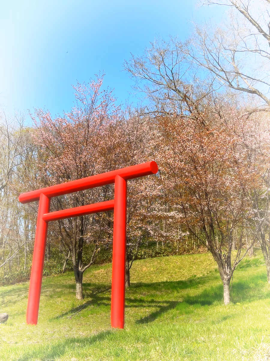 投稿写真：桜と神社の鳥居