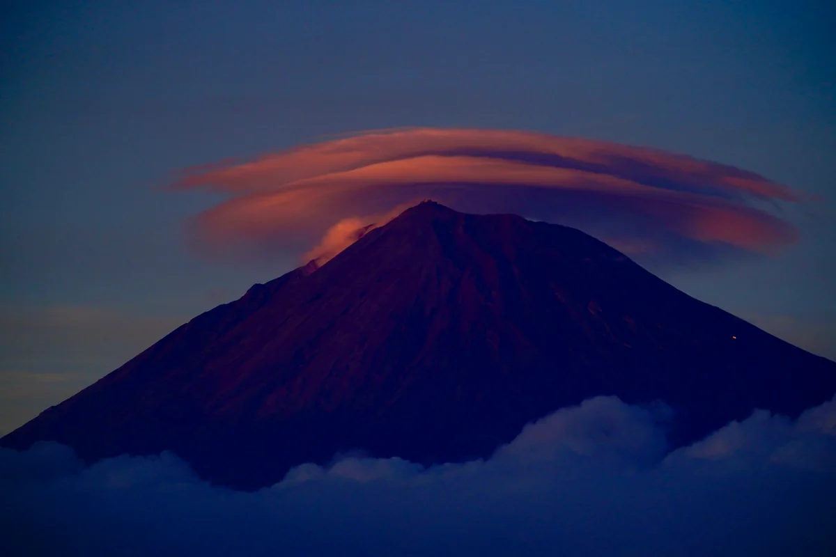 投稿写真：紅に染まる笠