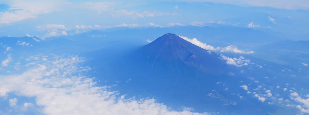 投稿写真：富士山上空10000ｍ