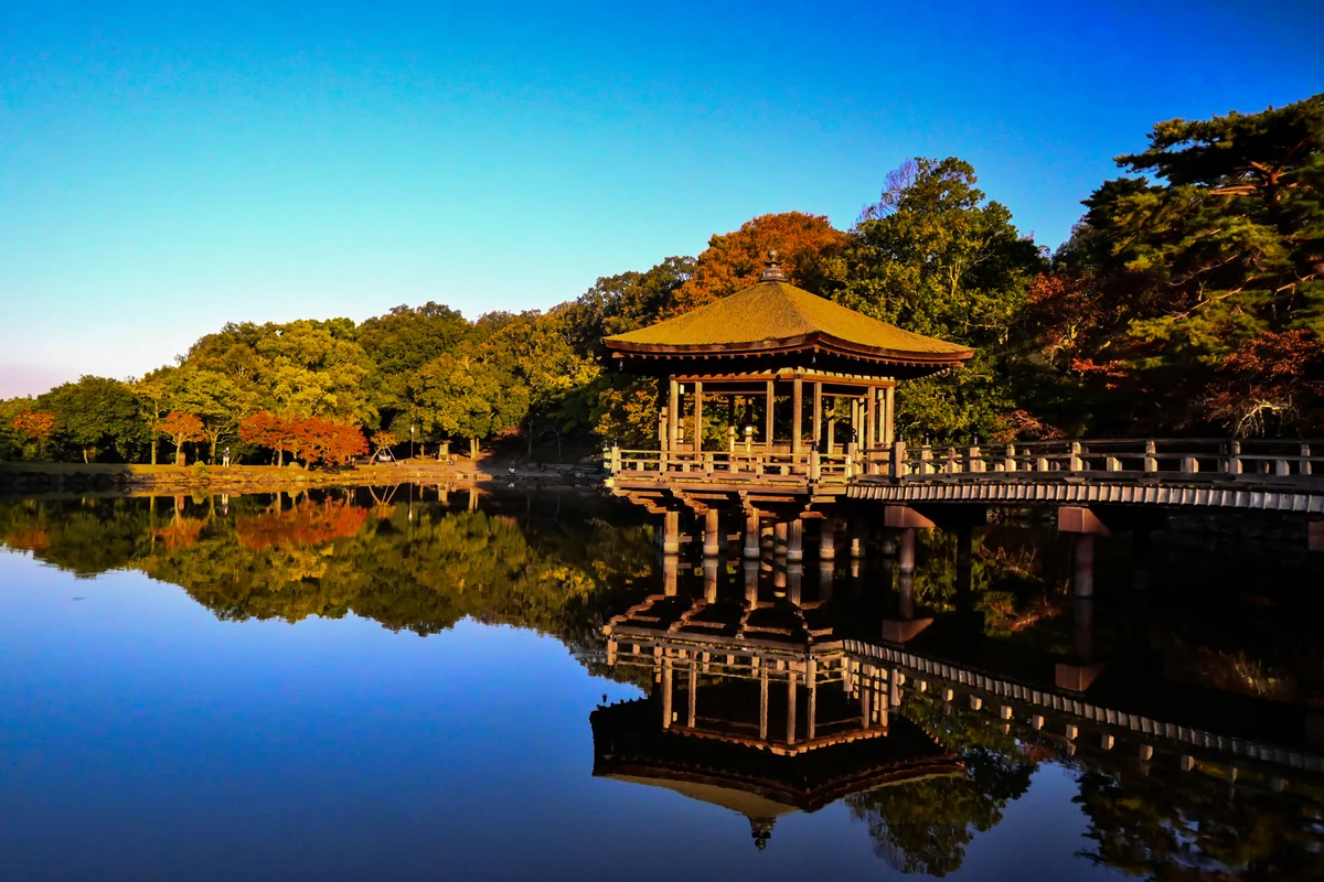 投稿写真：浮見堂のリフレクション