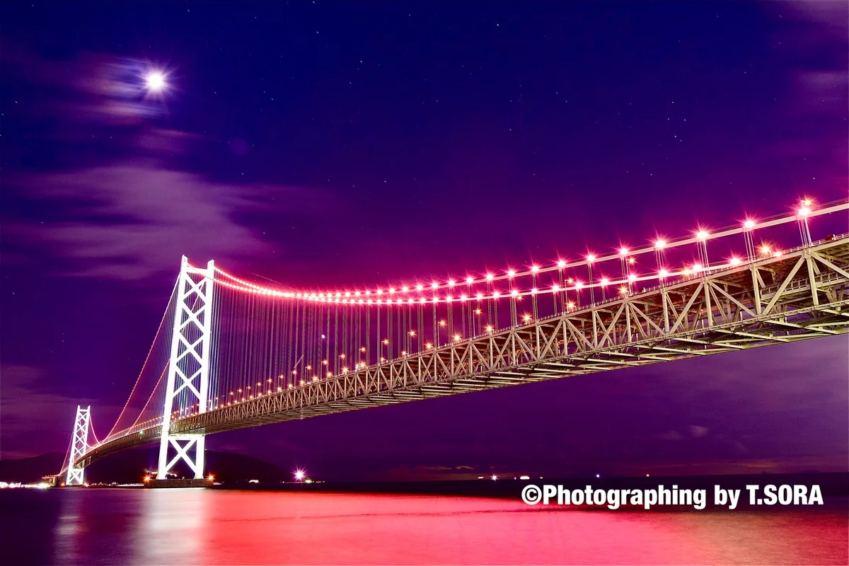投稿写真：月夜の明石海峡大橋