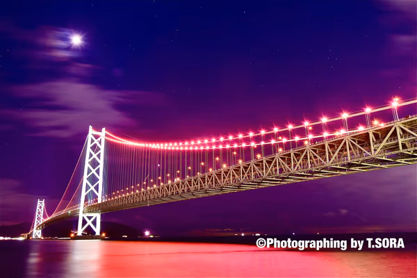 投稿：月夜の明石海峡大橋