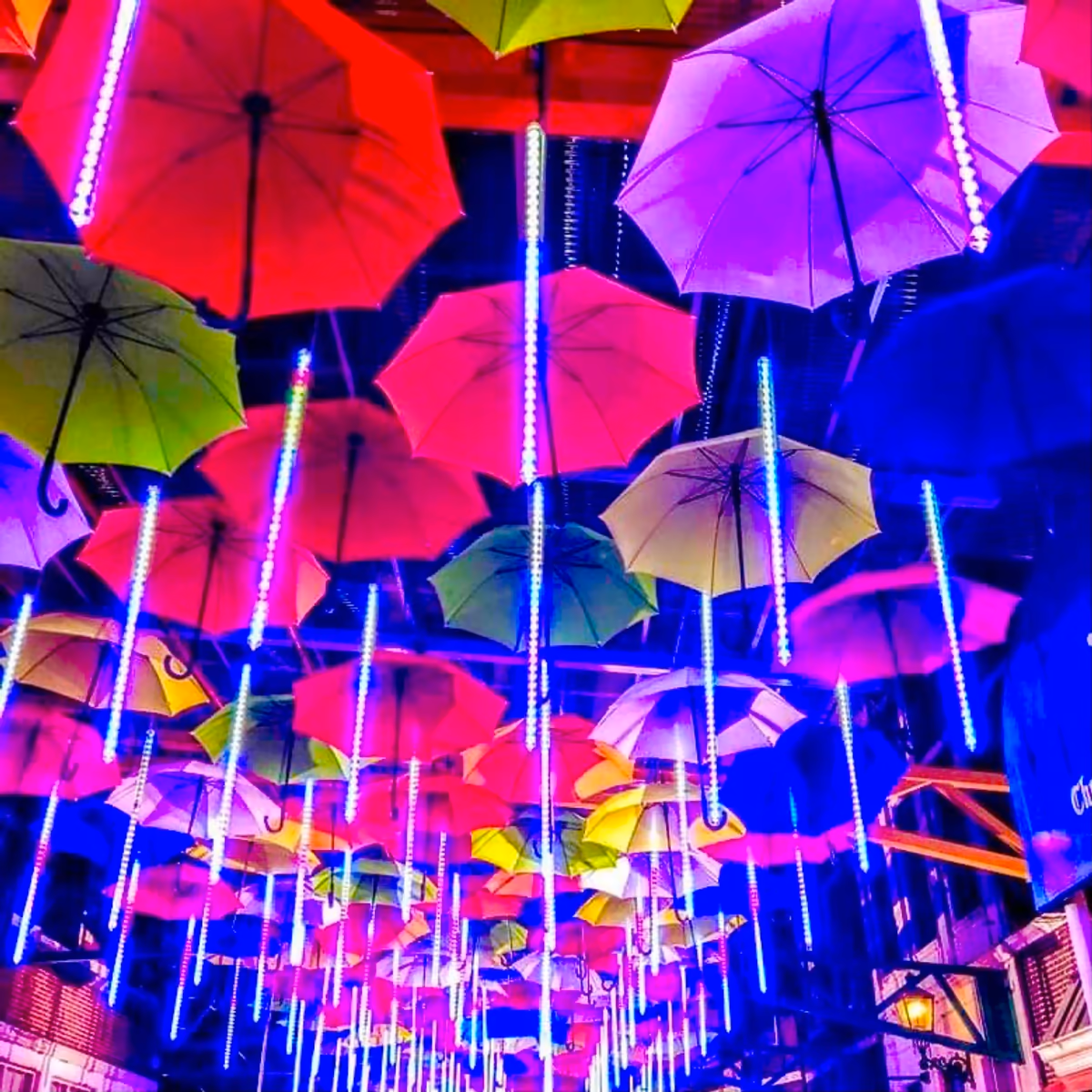 投稿写真：アンブレラ傘の大群byハウステンボス