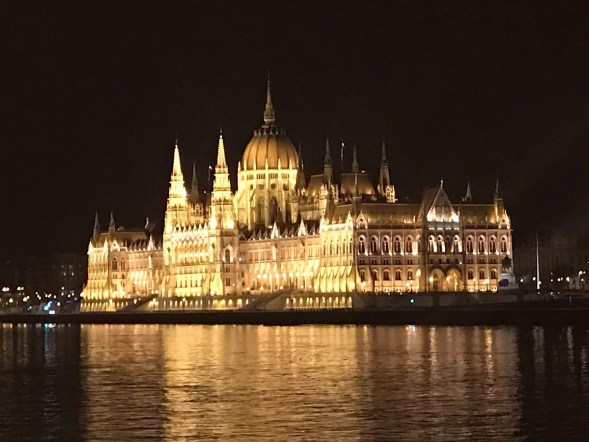 投稿写真：チェコの夜景