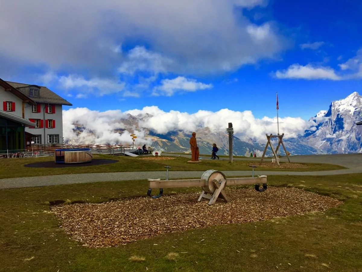 投稿写真：山の上の遊具