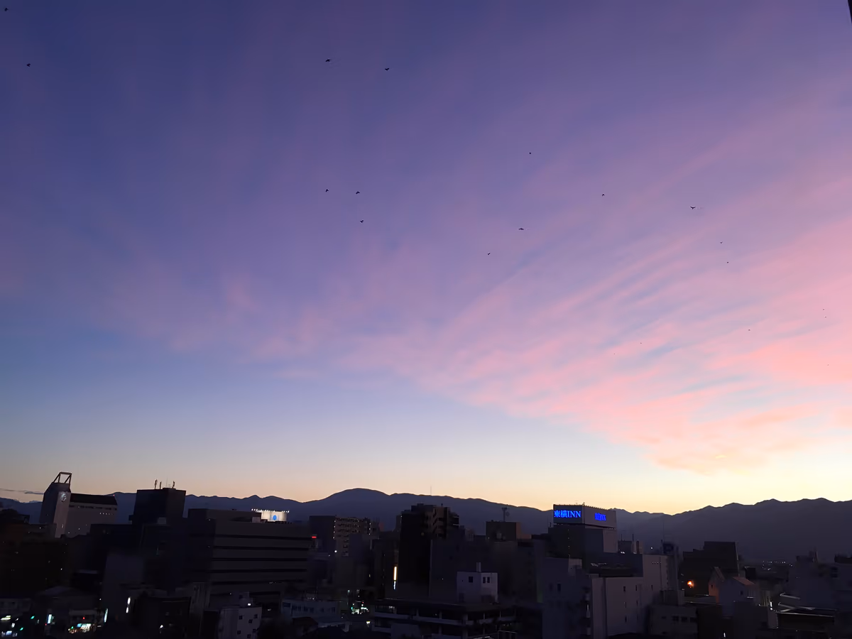 投稿写真：日没直後の南西の空と北アルプス