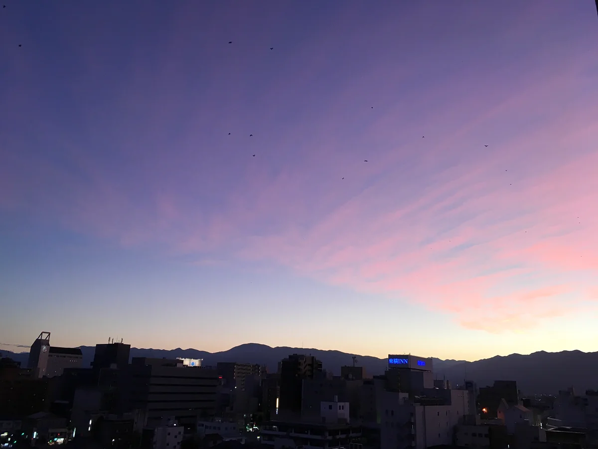 投稿写真：日没直後の南西の空と北アルプス