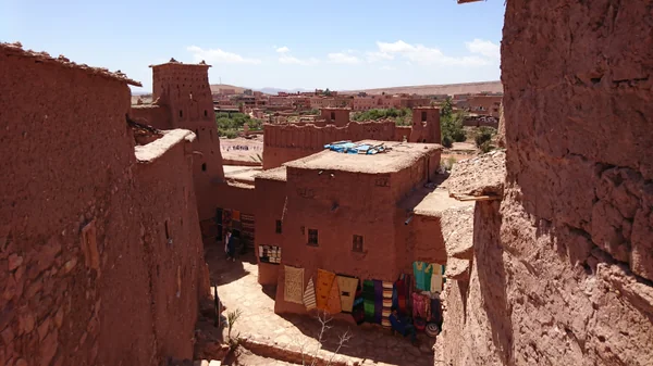 投稿：アイド・ベン・ハッドゥの集落　路地