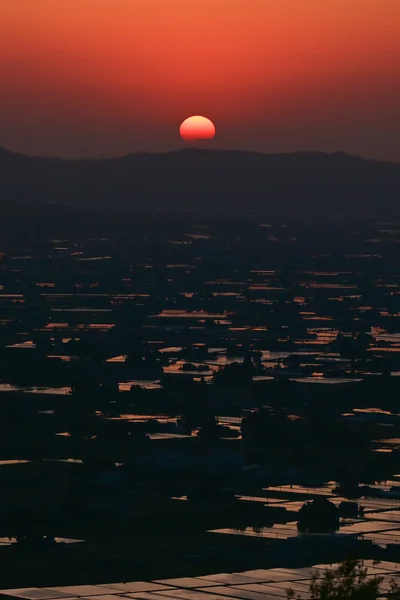 投稿：夕日に照らされた散居村