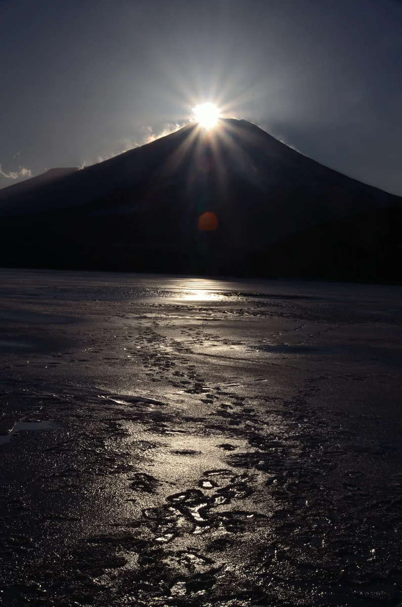 投稿写真：山中湖　太陽の輝き