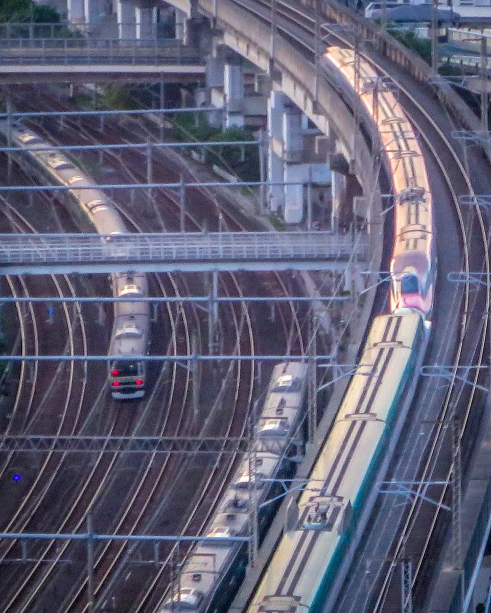 投稿写真：JR東日本新幹線E6+E5