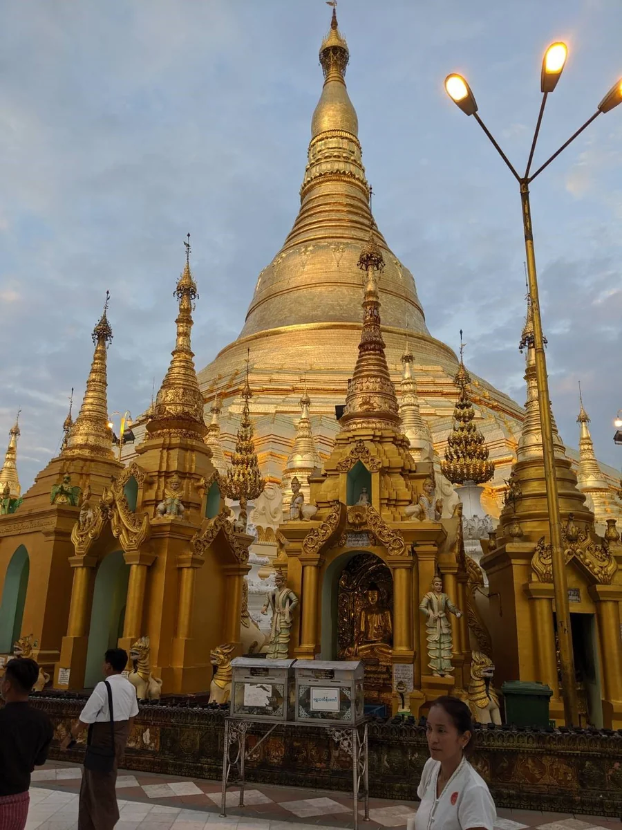 投稿写真：ミャンマー　シュエタゴンパゴダ