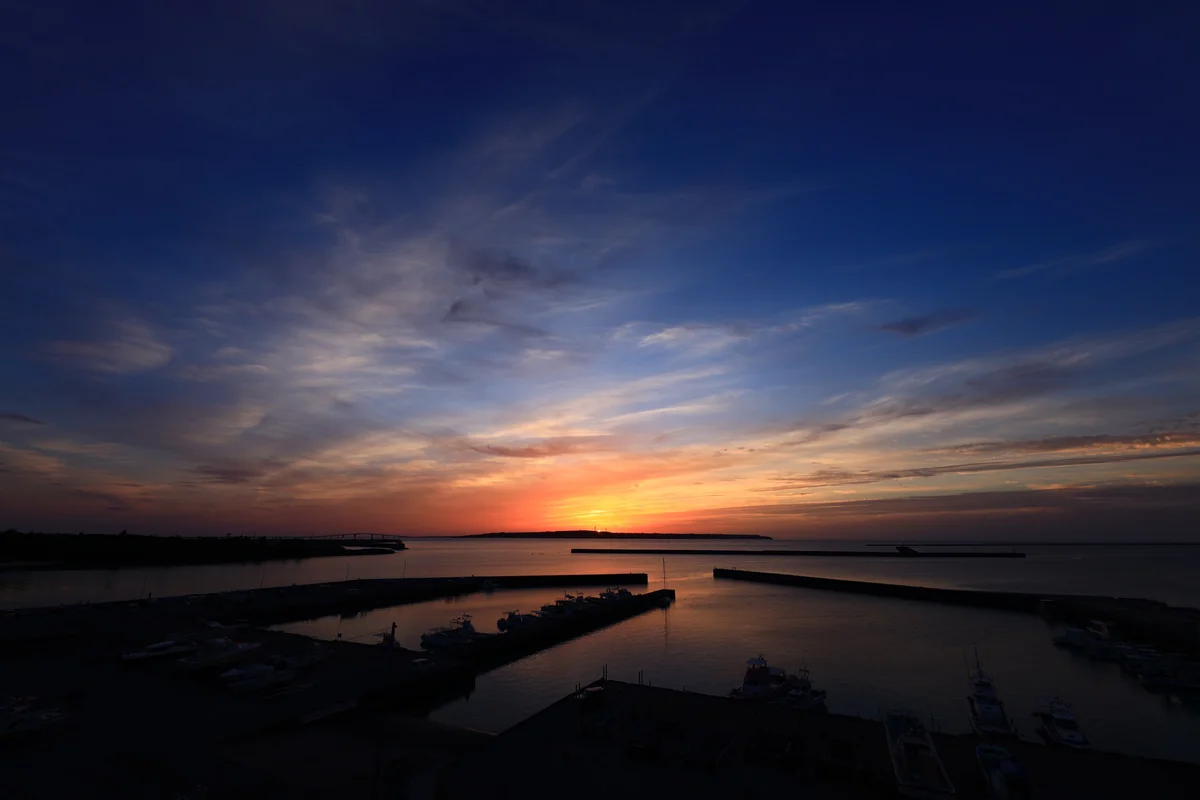 投稿写真：伊良部島から登る朝陽