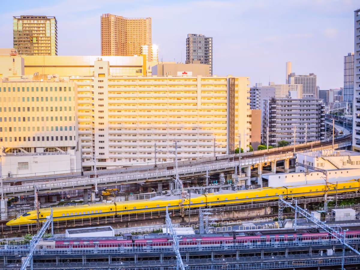 投稿写真：ドクターイエローとサンライズ瀬戸・出雲