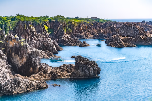 投稿：尖閣湾（佐渡島）