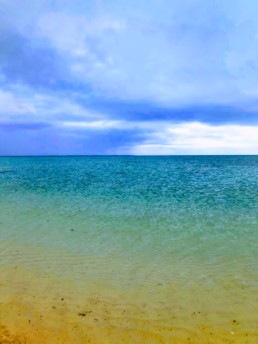 投稿写真：海のグラデーション