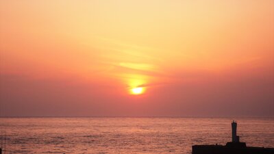 投稿：静かな春の夕陽
