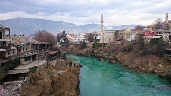 投稿：モスタル