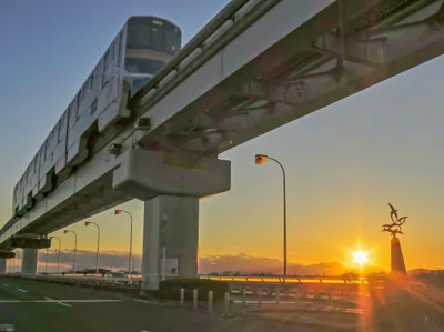 投稿：多摩モノレールと夕日