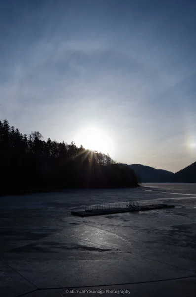 投稿：日暈を連れてやってきた太陽
