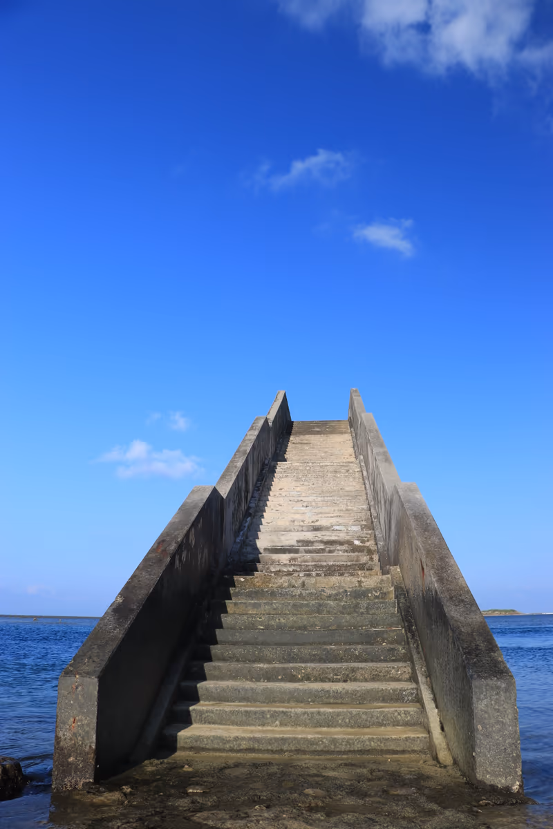 投稿写真：空に続く橋　シールガチ橋