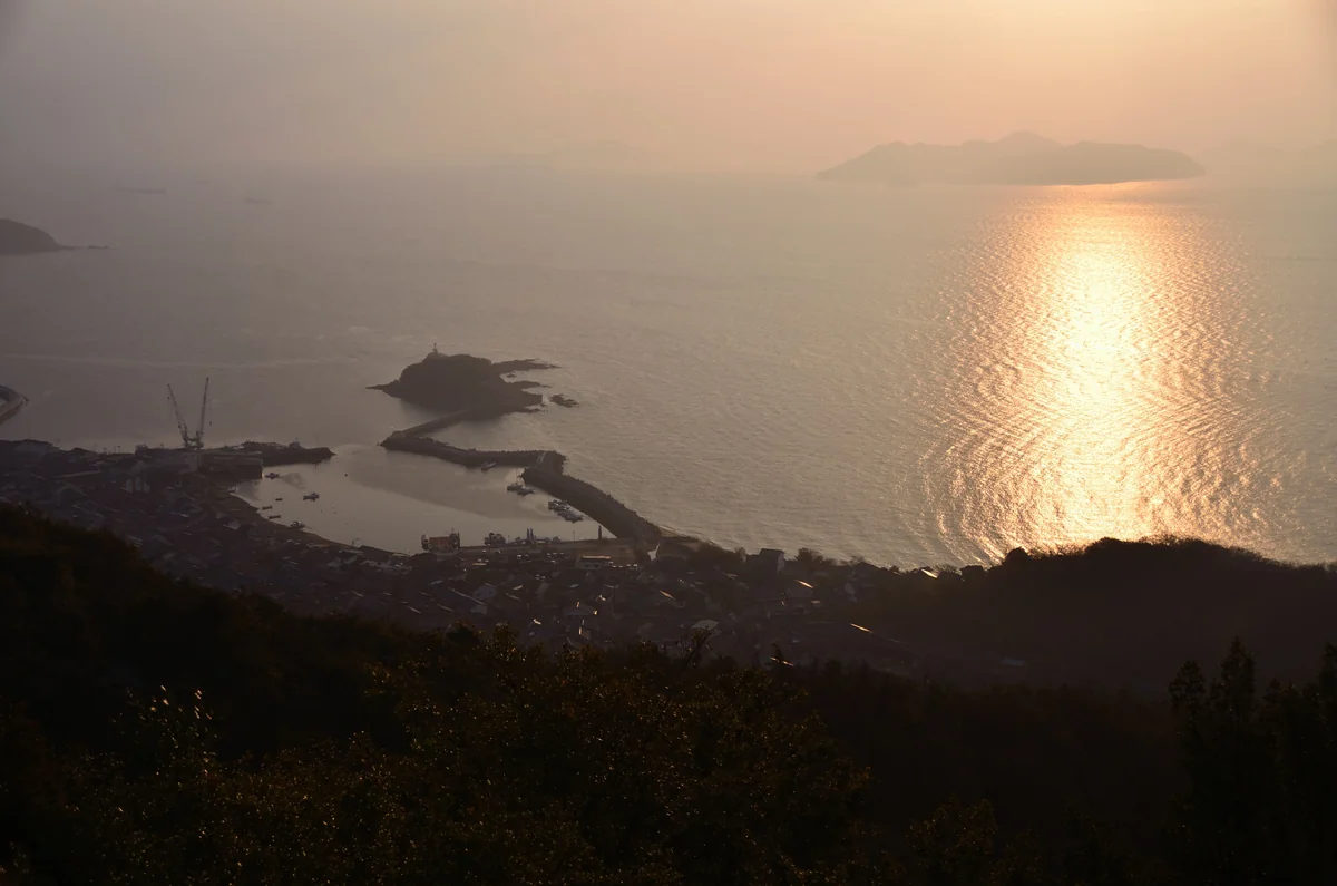 投稿写真：瀬戸内海の朝日
