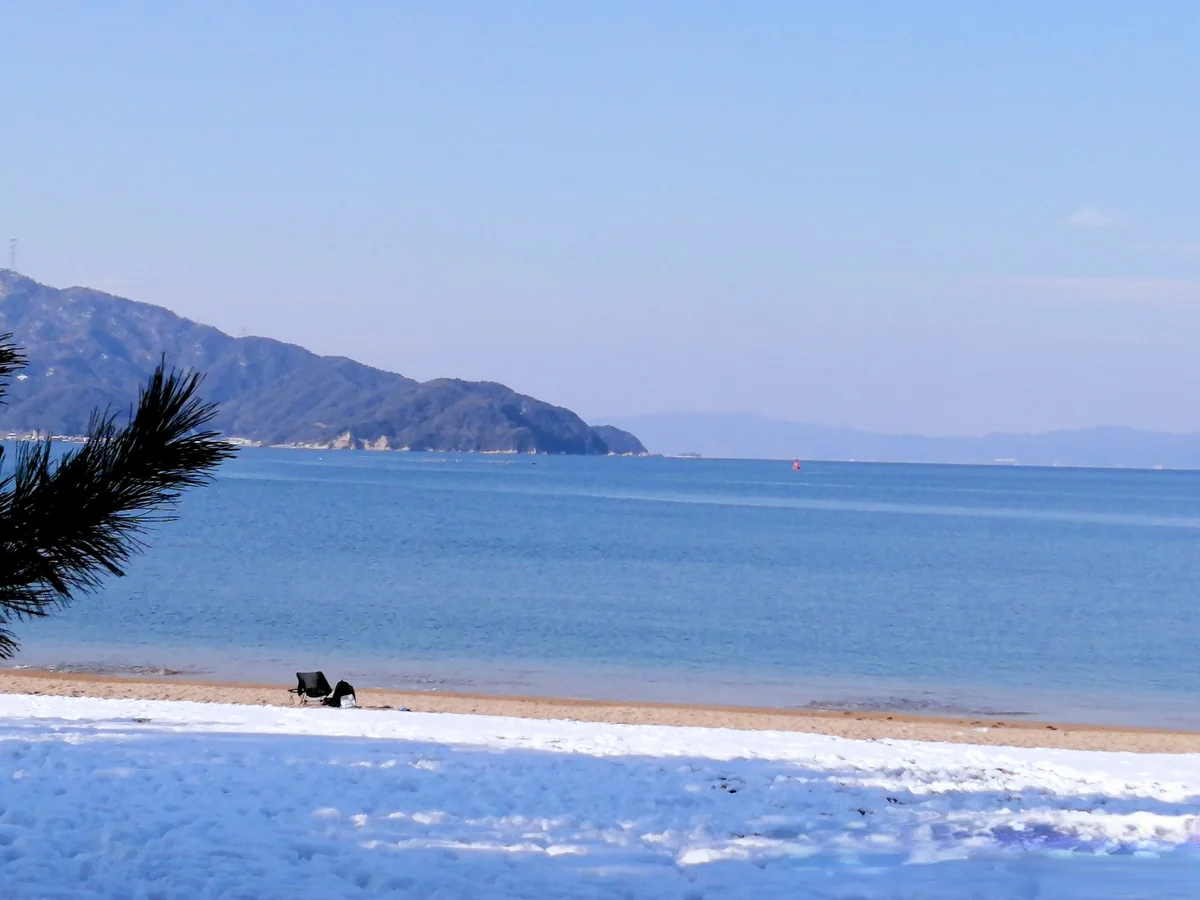 投稿写真：冬の晴れ間in気比海岸