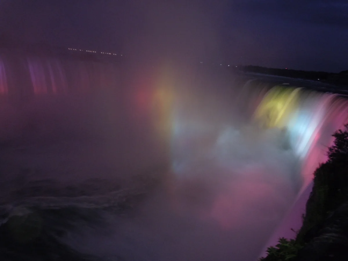 投稿写真：ナイアガラライトアップ