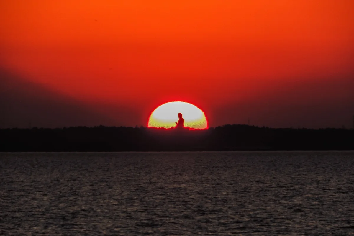投稿写真：夕日の中の牛久大仏