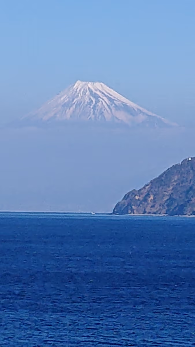 投稿写真：海 空 富士山