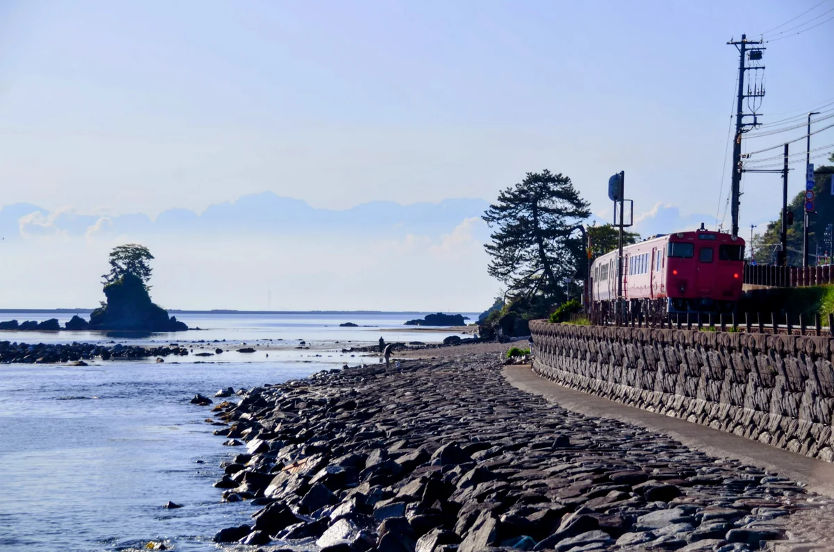 投稿写真：氷見線　雨晴海岸