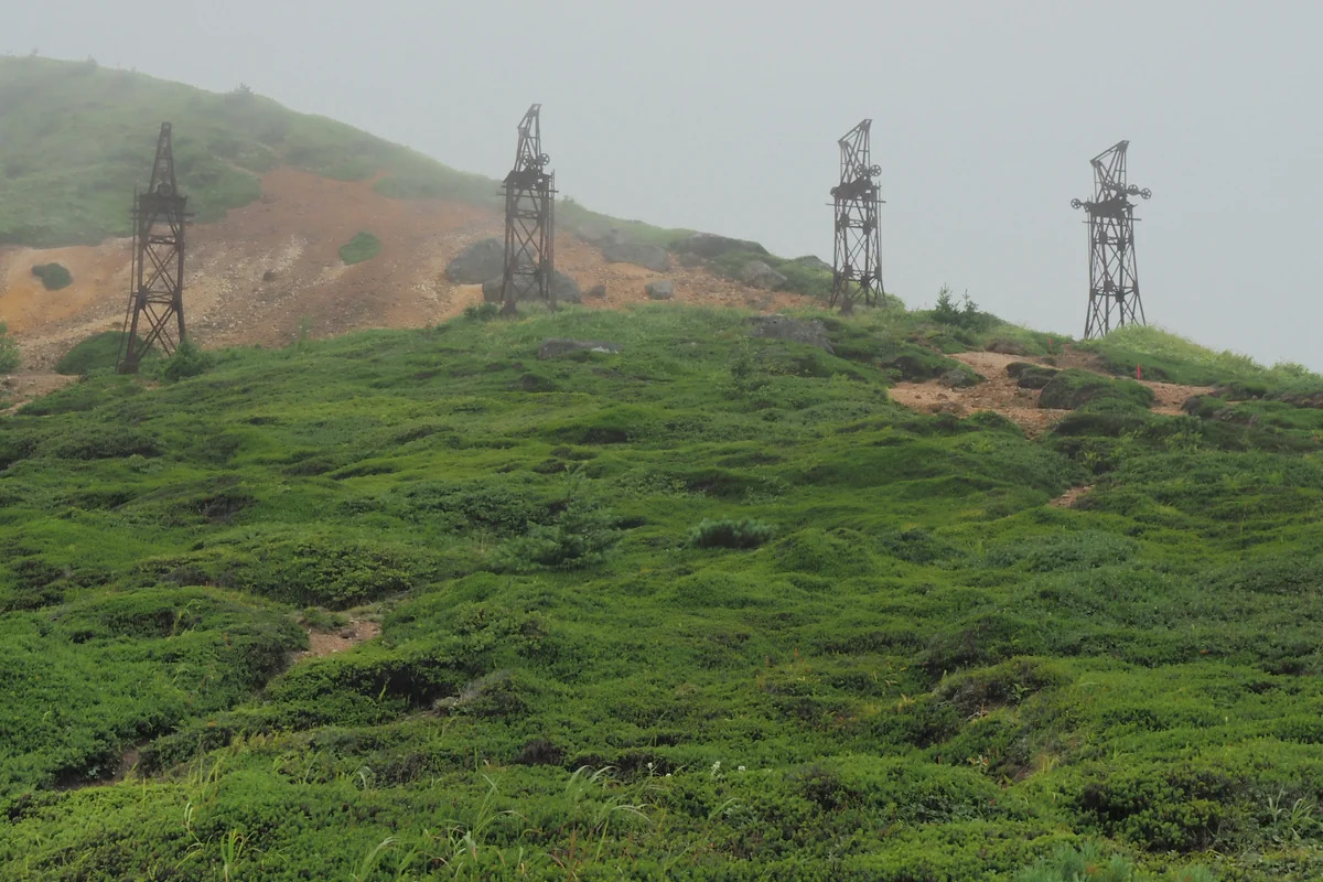 投稿写真：鉄の墓標