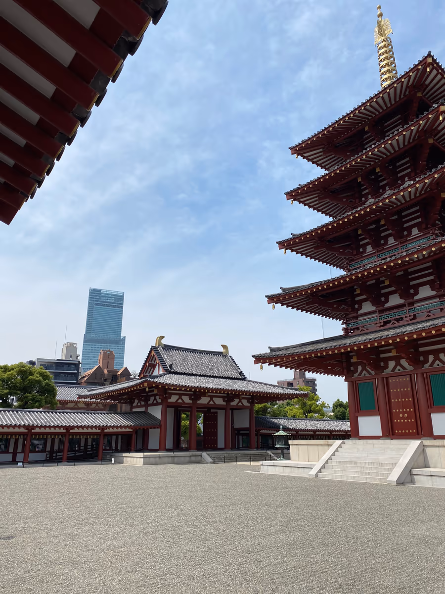 投稿写真：四天王寺から見るあべのハルカス