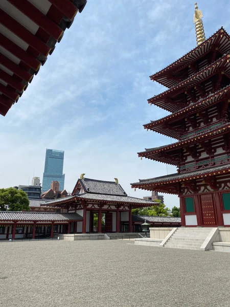 投稿：四天王寺から見るあべのハルカス