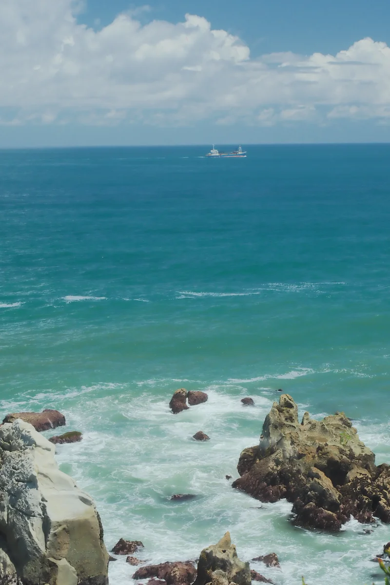 投稿写真：犬吠埼　荒磯に波