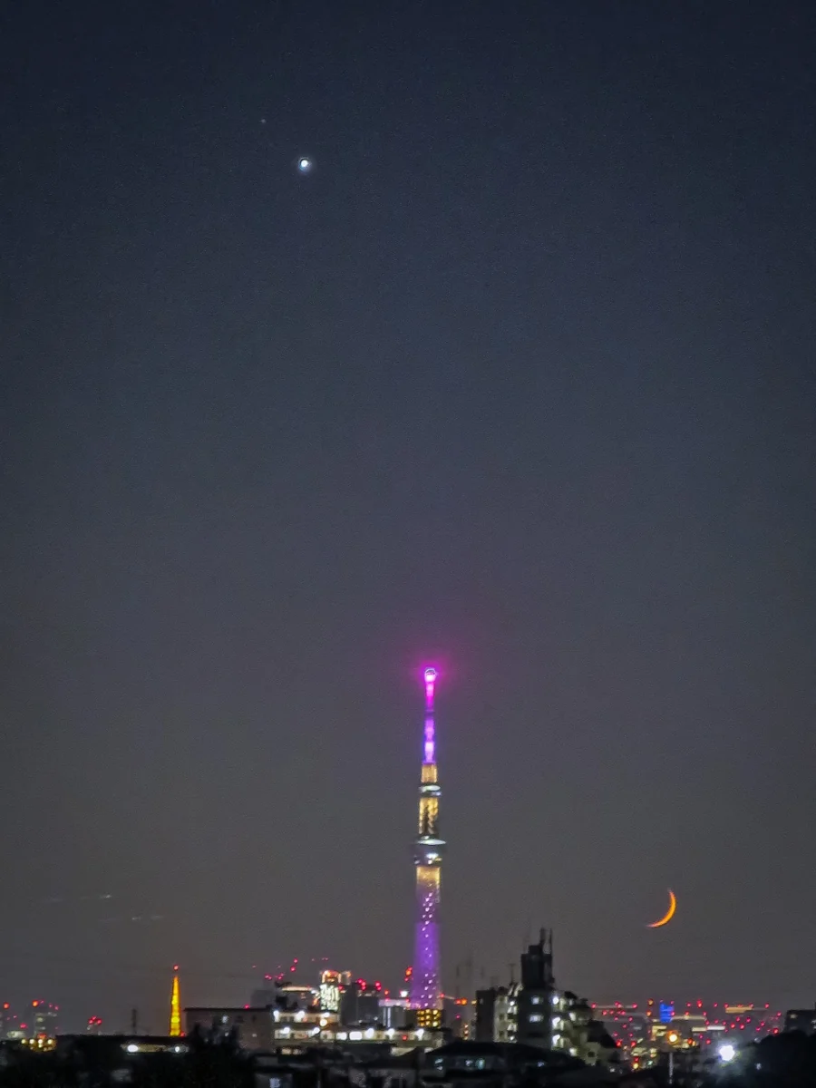 投稿写真：金星・スカイツリー・赤い四日月・東京タワー