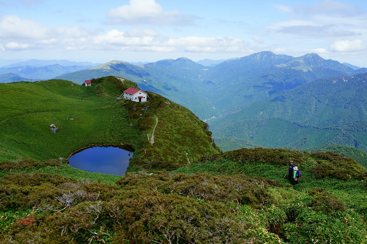 投稿写真：「三嶺の山小屋」