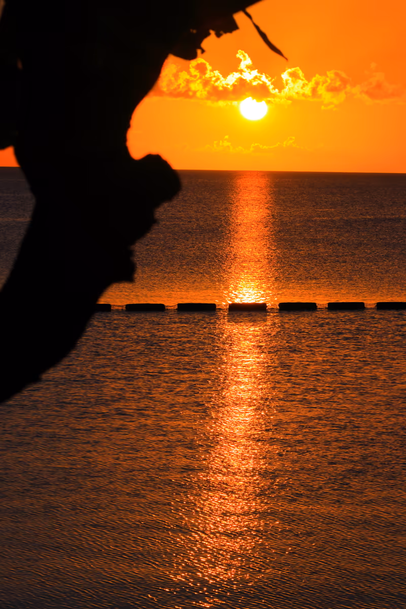 投稿写真：石垣シーサイドホテルビーチの夕焼け