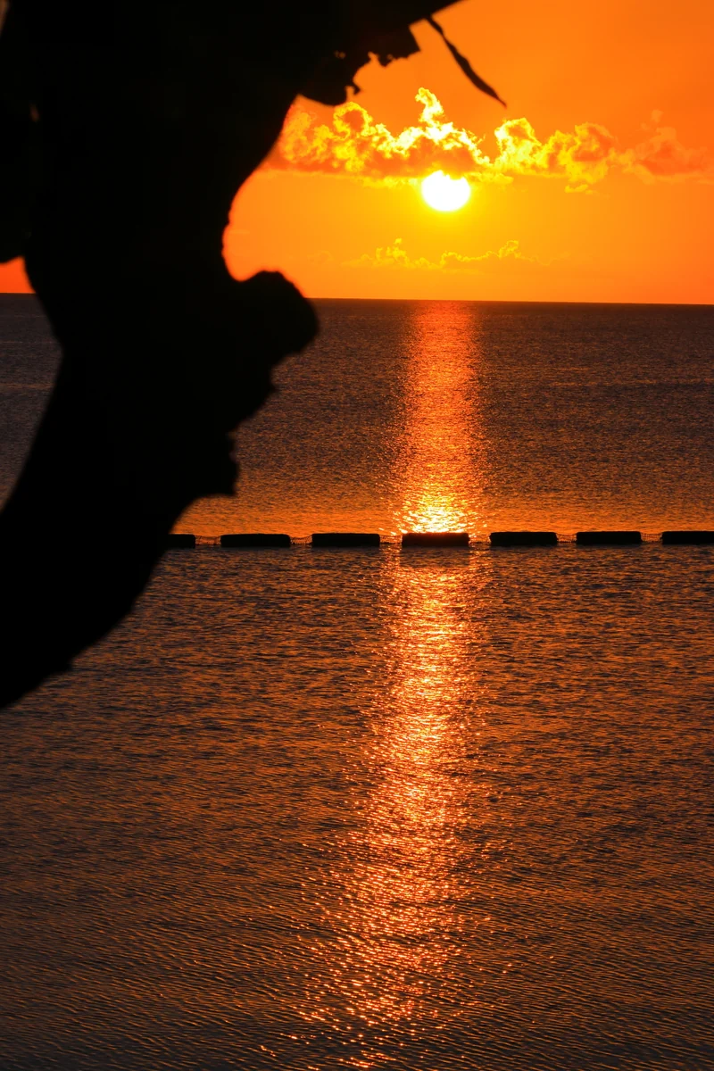 投稿写真：石垣シーサイドホテルビーチの夕焼け