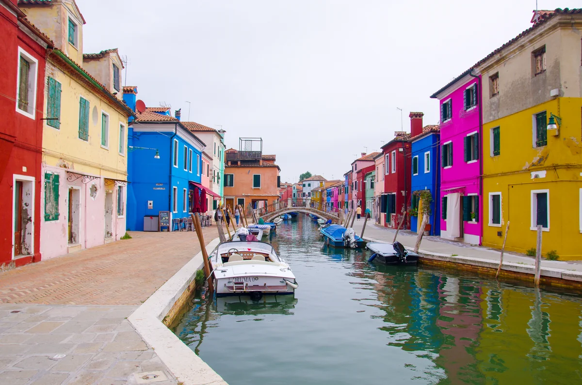 投稿写真：ブラーノ島のカラフルな街並み