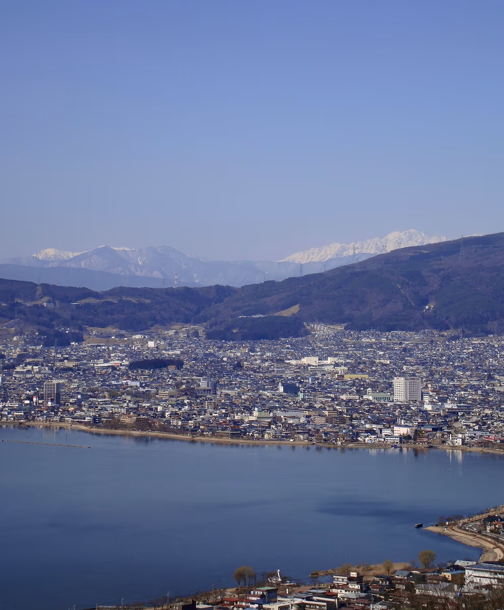 投稿写真：諏訪湖と北アルプス穂高連峰