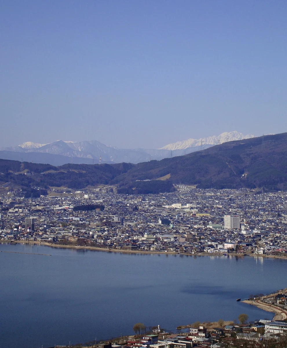 投稿写真：諏訪湖と北アルプス穂高連峰