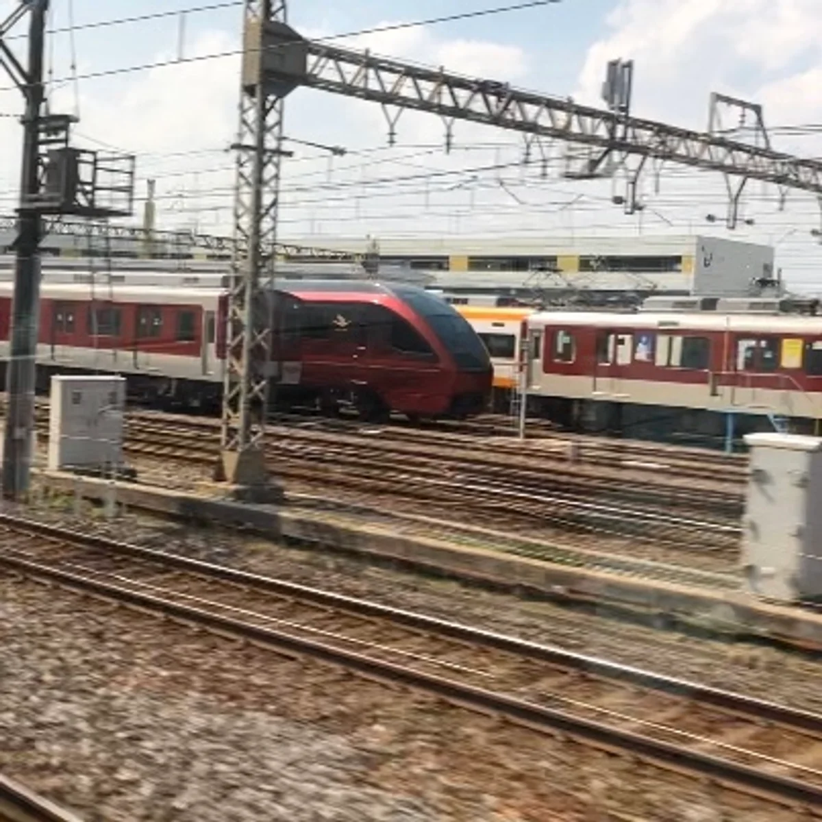 投稿写真：ひのとりの車窓から見たひのとり