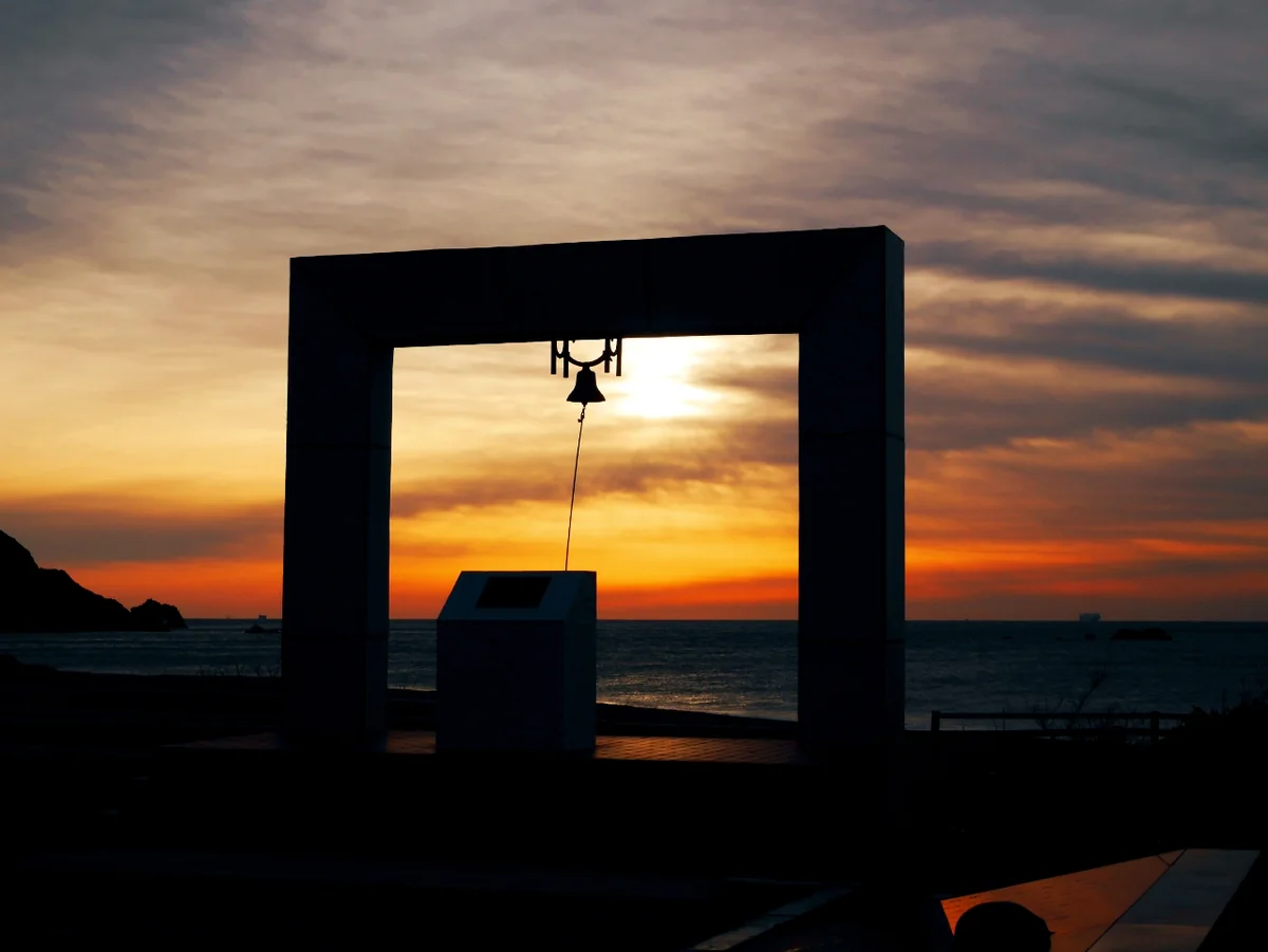 投稿写真：鐘の碑