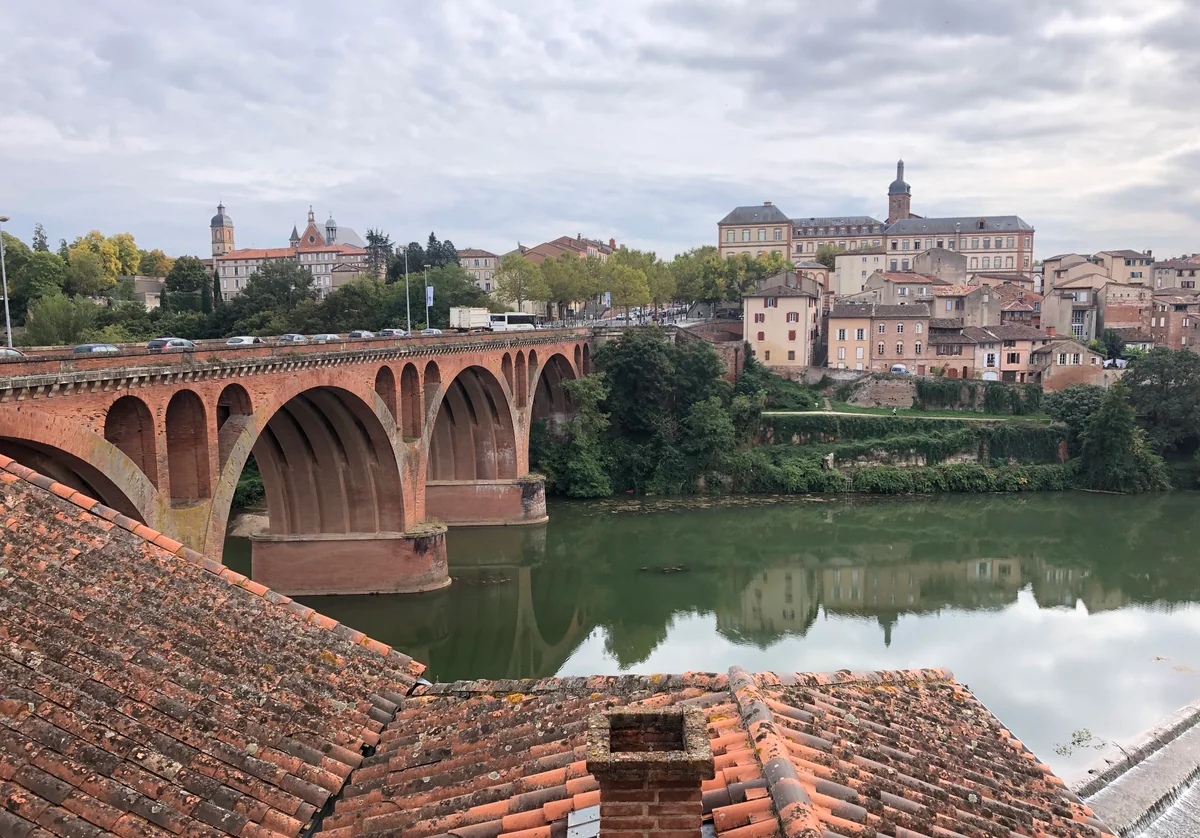投稿写真：アルビのアーチ橋③