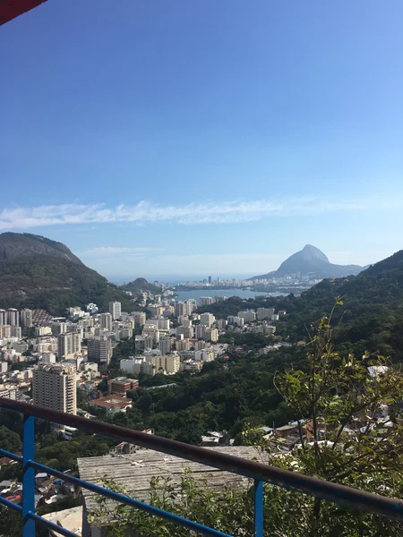 投稿：リオのファベイラからの景色