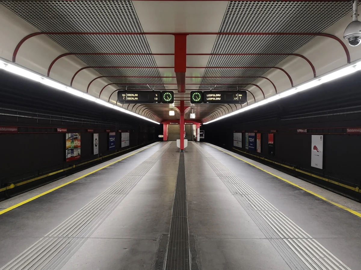 投稿写真：ウィーン地下鉄駅内