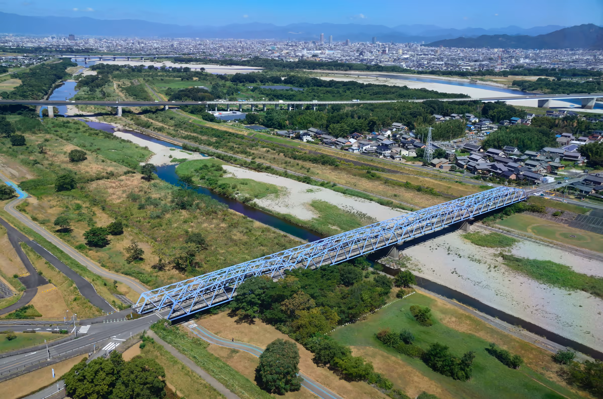 投稿写真：木曽川と岐阜の街