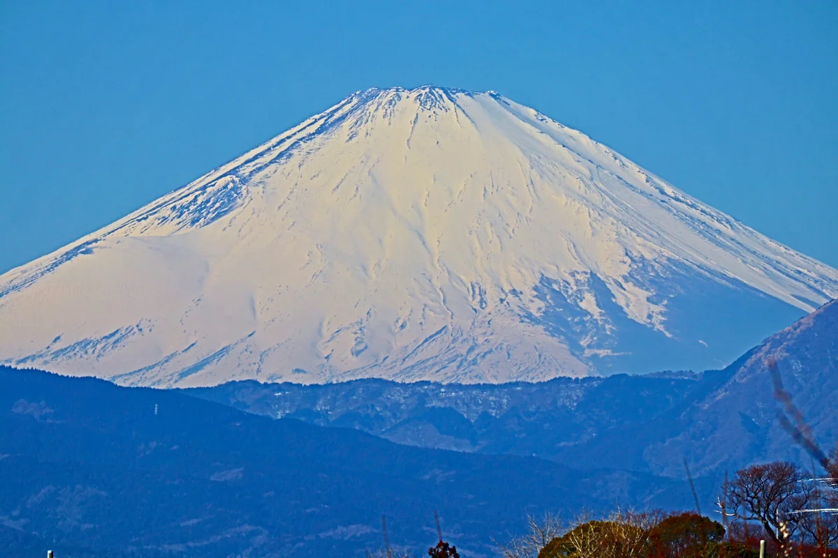 投稿写真：『白無垢姿の富士』
