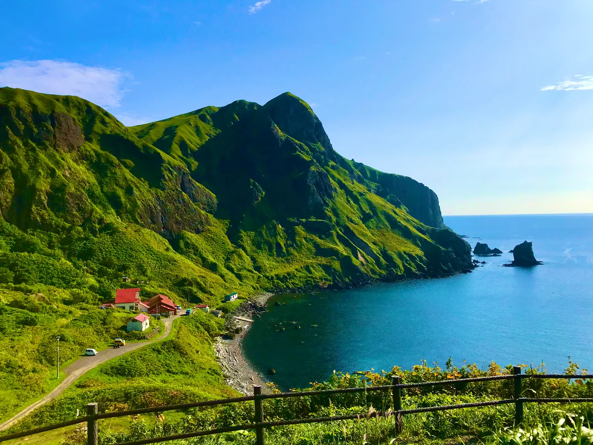 投稿写真：桃岩荘と猫岩